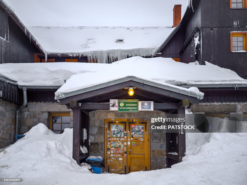 Mountain hostel on Hala Szrenicka.