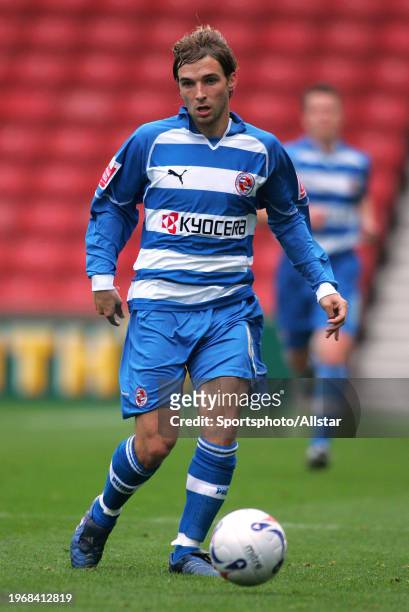 Bobby Convey of Reading on the ball during the Premier League match between Stoke City and Reading at Britannia Stadium on October 22, 2005 in Stoke,...