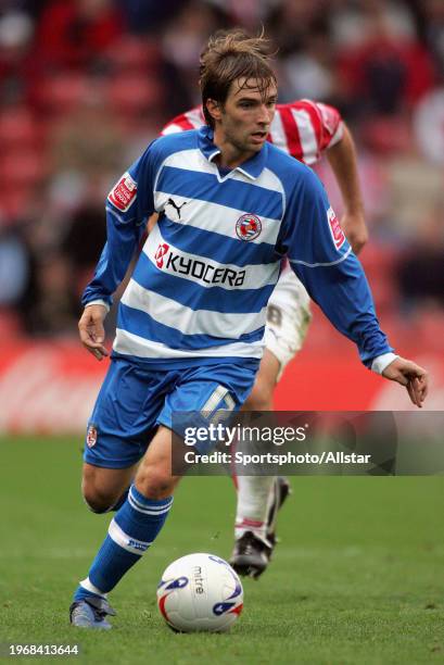 Bobby Convey of Reading on the ball during the Premier League match between Stoke City and Reading at Britannia Stadium on October 22, 2005 in Stoke,...