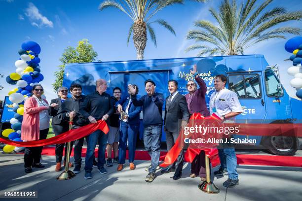Maywood, CA World-renowned chef Roy Choi, is at center of the ribbon-cutting celebration of the new Nighthawk Cravings food truck, a student-run food...