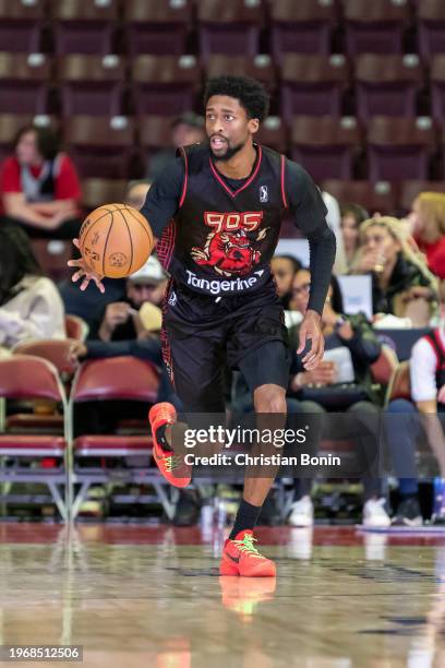 Kobi Simmons of the Raptors 905 handles the ball during the game against the Maine Celtics at the Paramount Fine Foods Centre on January 31, 2024 in...