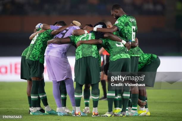 Nigeria players form a pre-match huddle prior to the Total Energies CAF Africa Cup of Nations round of 16 match between Nigeria and Cameroon at Stade...