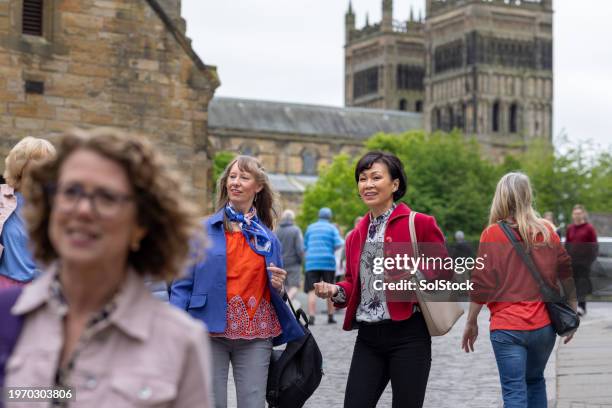 friends creating memories on the move - edward-lambton-7th-earl-of-durham stockfoto's en -beelden