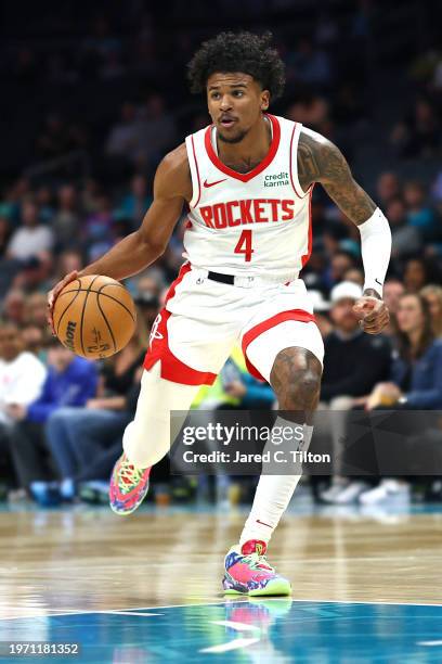 Jalen Green of the Houston Rockets dribbles against during the second quarter of the game against the Charlotte Hornets at Spectrum Center on January...