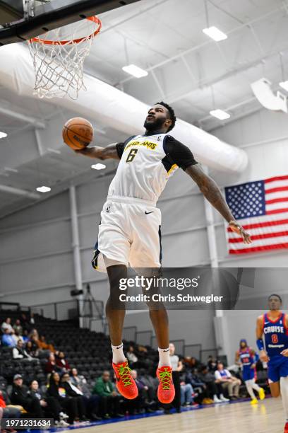 Jordan Bell of the Indiana Mad Ants dunks the ball during the third quarter of the game against the Motor City Cruise on February 1, 2024 at Wayne...