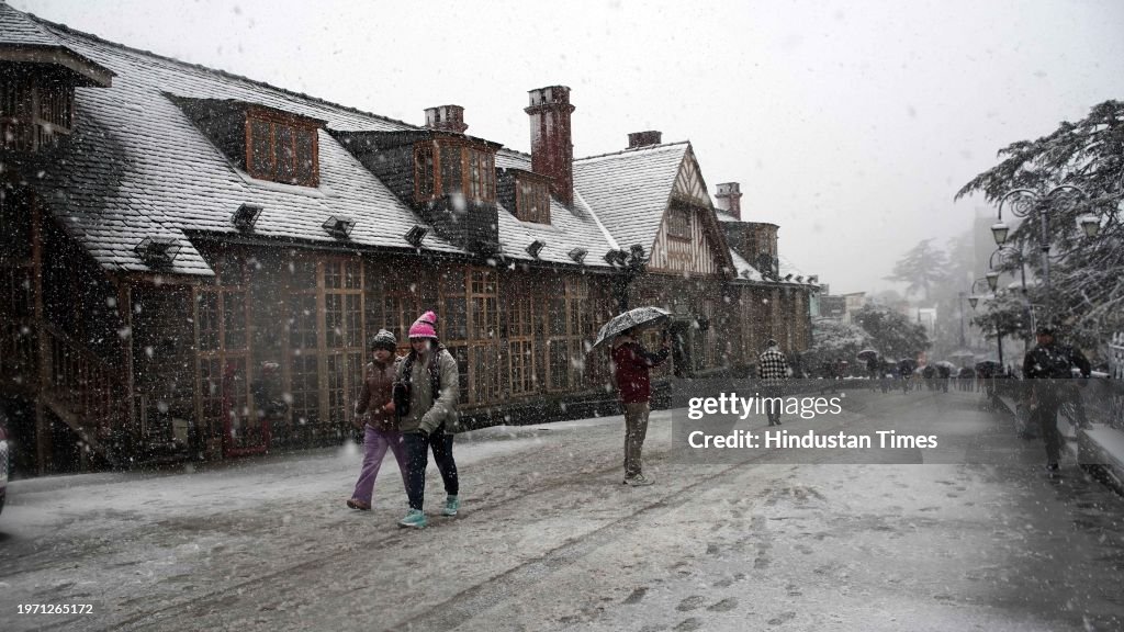 Heavy Snowfall In Himachal Pradesh