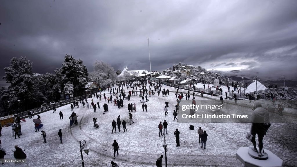 Heavy Snowfall In Himachal Pradesh