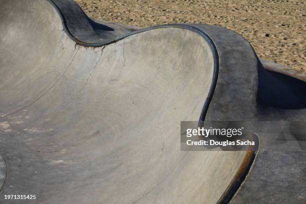 skate park - concrete ramps for skateboarding - bicycle pump stock pictures, royalty-free photos & images