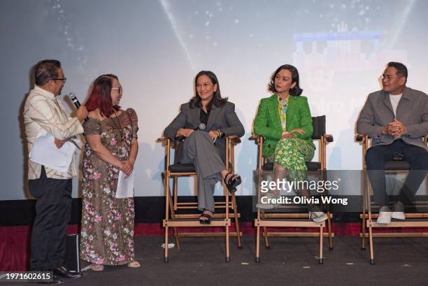 Ruben Nepales, Janet Nepales, Enchong Dee, Beauty Gonzalez, and John Arcilla speak at the Manila International Film Festival Press Conference at TCL...