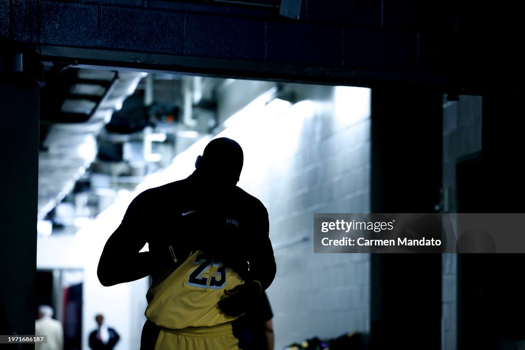 Los Angeles Lakers v Houston Rockets