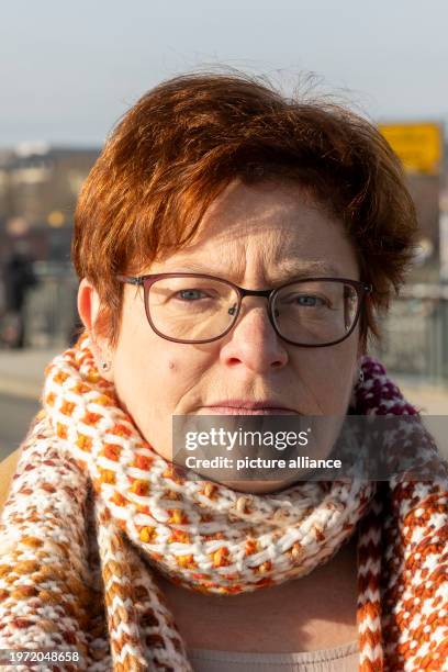 February 2024, Hesse, Wiesbaden: Christine Behle, Deputy Chairwoman of Verdi, on the sidelines of a rally on the Theodor-Heuss Bridge, the link...