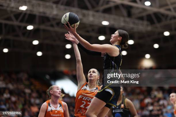 Jade Melbourne of the Capitals drives to the basket during the WNBL match between UC Capitals and Townsville Fire at National Convention Centre, on...