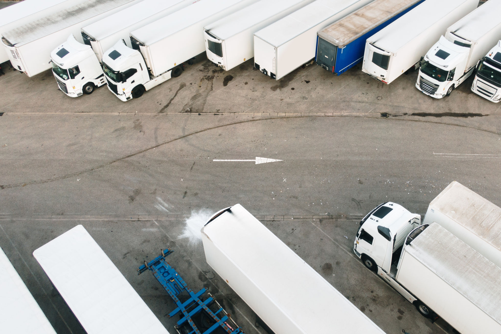 drayage trucks