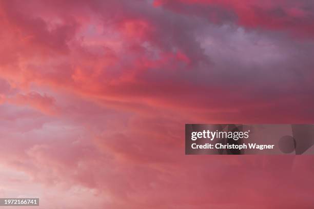 wolken - keep out sign stock pictures, royalty-free photos & images