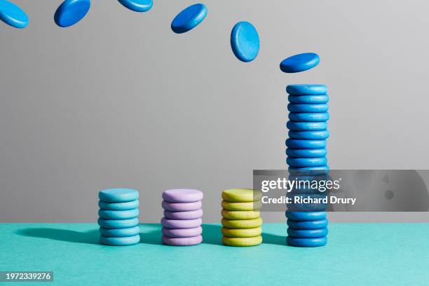 Chart With Coin Stack 2,389 Coin Stack Chart Stock Photos, High-Res Pictures, and Images ...