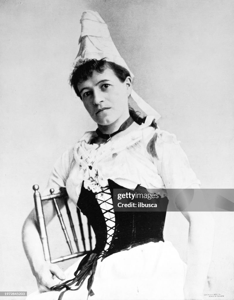 Portrait of common people from 1894: Jeanette Le Barre, French