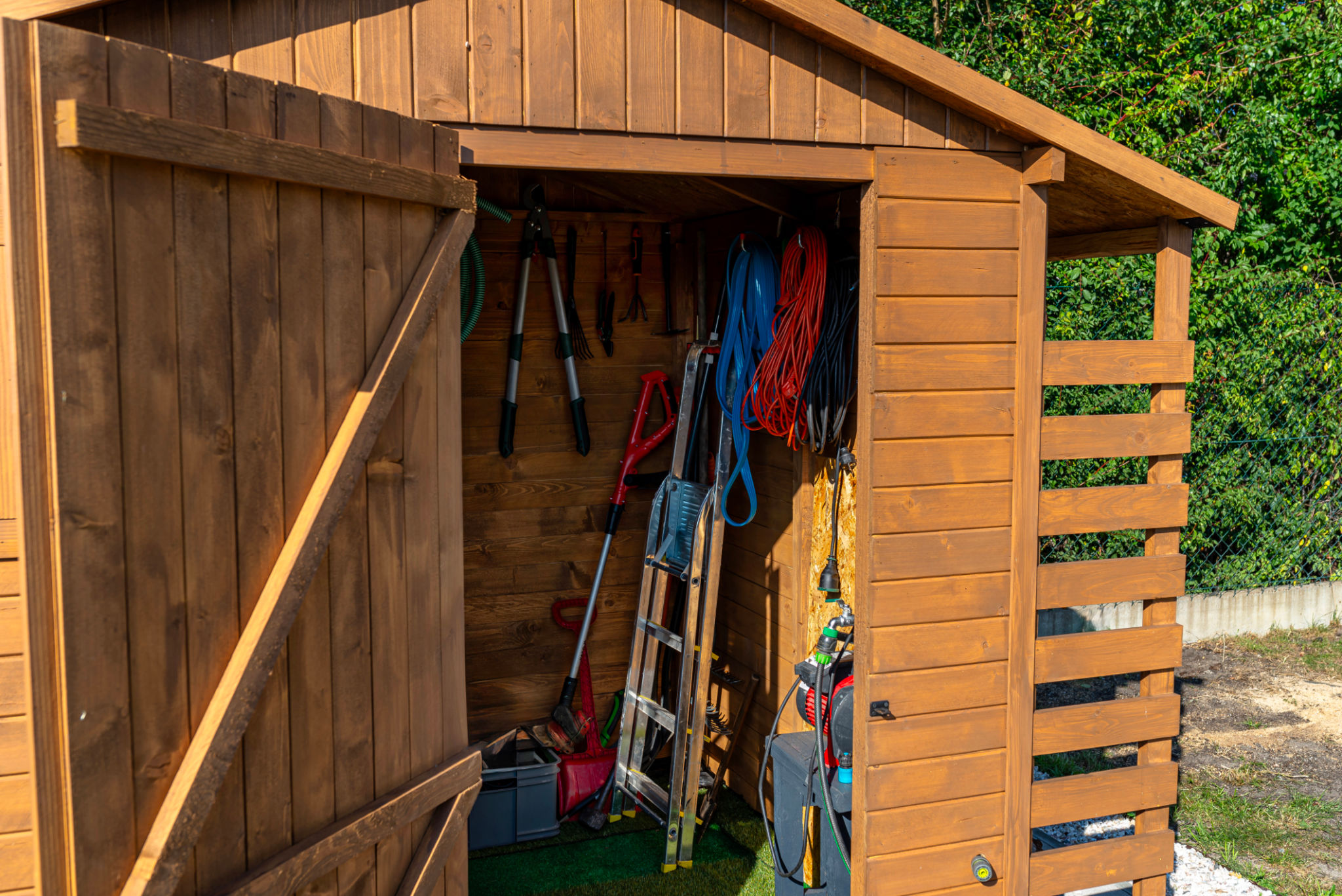cleaning portable shed
