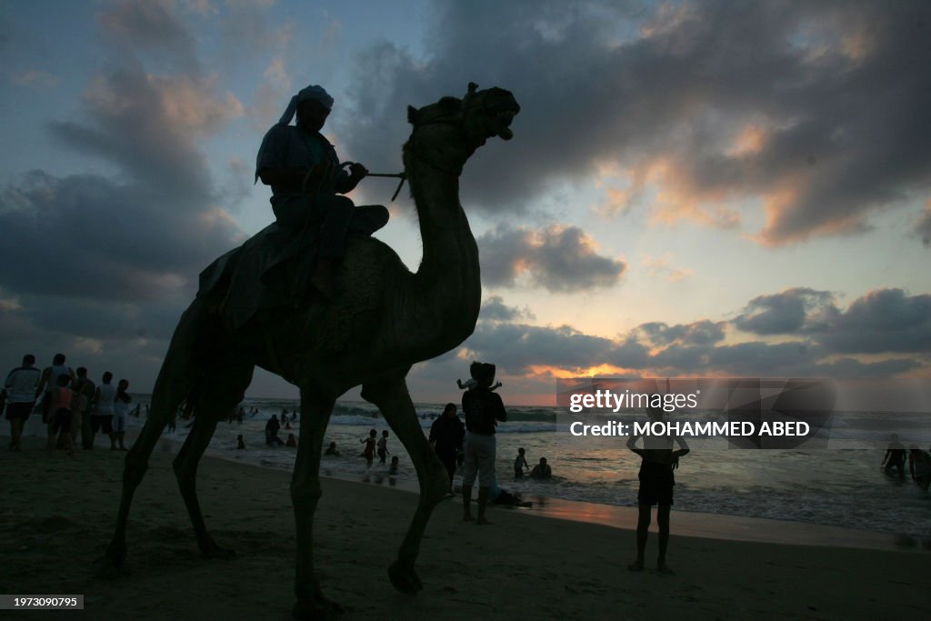TOPSHOT-MIDEAST-PALESTINIAN-ECONOMY
