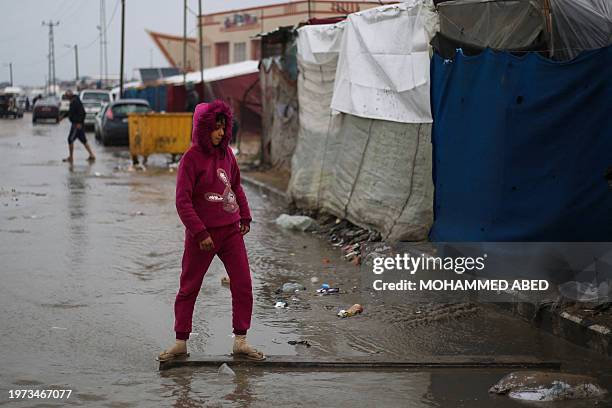 Avoid Puddle 98 Avoid Puddles Stock Photos, High-Res Pictures, and Images - Getty Images