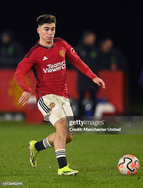 Harry Amass of Manchester United U18s in action during the U18 Premier League match between Manchester United U18s and Liverpool U18s at Carrington...