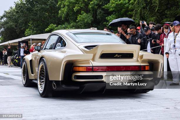 The Singer DLS Turbo at Goodwood Festival of Speed 2023 on July 13th in Chichester, England. The annual automotive event is hosted by Lord March at...