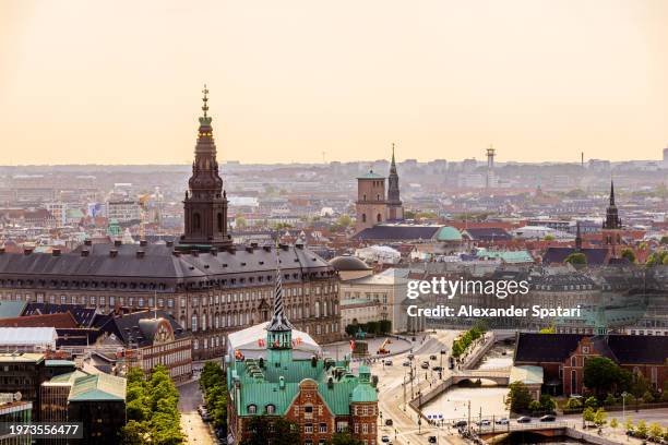 aerial view of copenhagen cityscape at sunset in summer, denmark - palácio de christiansborg imagens e fotografias de stock