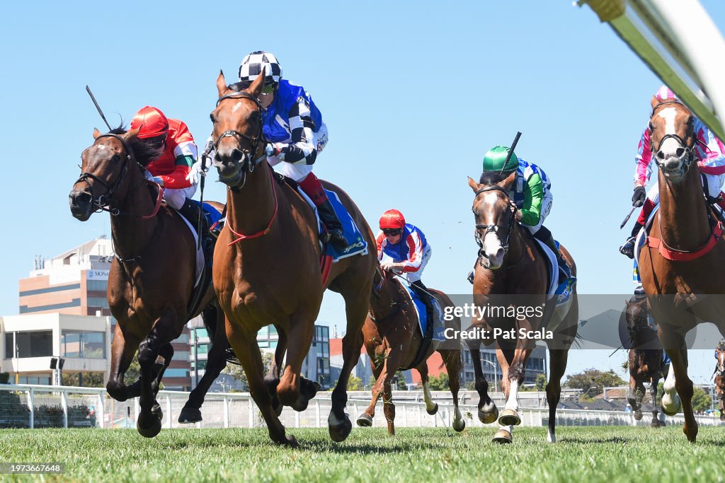Sam Seccull Herman Hesse ridden by Craig Williams wins the Mal Seccull Handicap ...