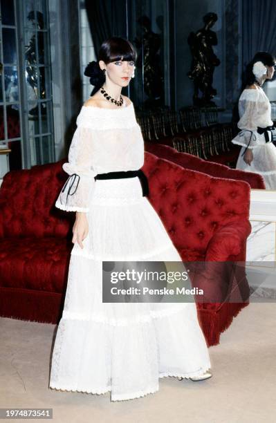 Look from the Yves Saint Laurent Spring 1977 Couture collection, in Paris, France.
