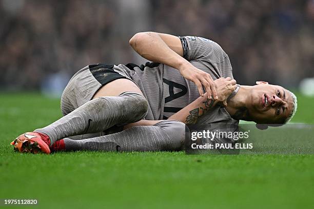 Richarlison Responds After Being Dropped from Tottenham's Premier League Squad as He Awaits Transfer Richarlison Responds After Being Dropped from Tottenham's Premier League Squad as He Awaits Transfer