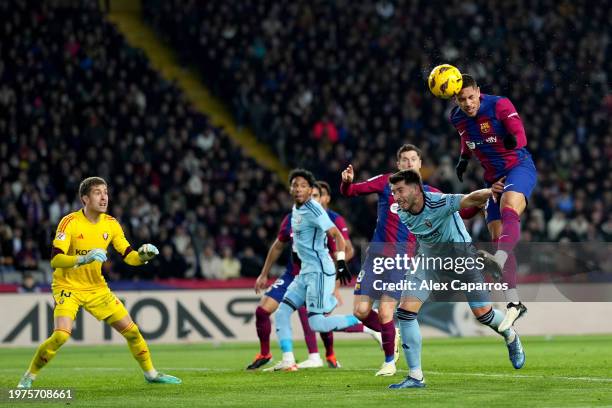 Vitor Roque of FC Barcelona scores his team's first goal during the LaLiga EA Sports match between FC Barcelona and CA Osasuna at Estadi Olimpic...