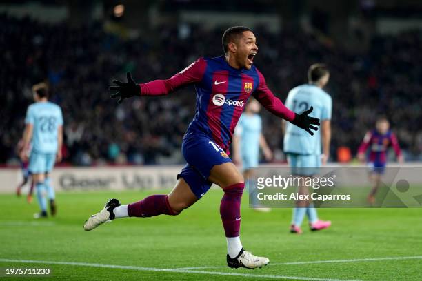 Vitor Roque of FC Barcelona celebrates scoring his team's first goal during the LaLiga EA Sports match between FC Barcelona and CA Osasuna at Estadi...