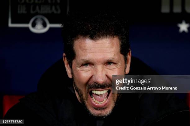 Diego Simeone, Head Coach of Atletico Madrid, reacts during the LaLiga EA Sports match between Atletico Madrid and Rayo Vallecano at Civitas...