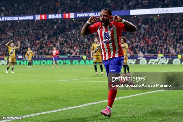 Memphis Depay of Atletico Madrid celebrates scoring his team's second goal during the LaLiga EA Sports match between Atletico Madrid and Rayo...