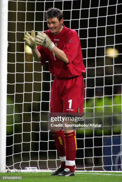 November 12: Craig Gordon of Scotland in action during the International Friendly match between Scotland and USA at Hampden Park on November 12, 2005...