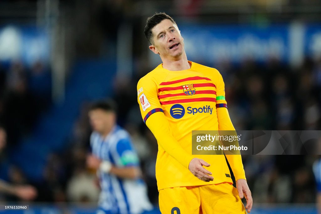 Deportivo Alaves v FC Barcelona - LaLiga EA Sports