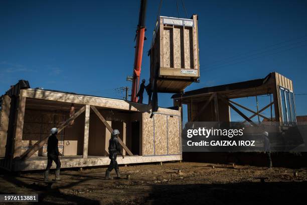 Modular Building Delivery 1,991 Modular Building Stock Photos, High-Res Pictures, and Images ...
