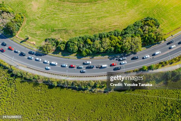 heavy traffic in mangere - auckland traffic stock pictures, royalty-free photos & images