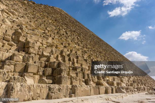 stone blocks in giza pyramid - limestone pyramids stock pictures, royalty-free photos & images