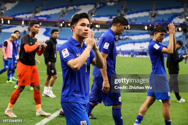 Supachok Supachok Sarachart Photos and Premium High Res Pictures - Getty Images