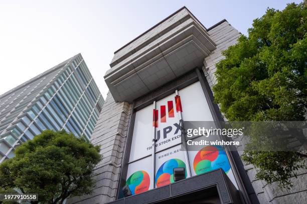tokyo stock exchange in japan - nikkei index stock pictures, royalty-free photos & images