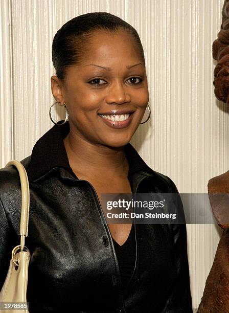 Actress Theresa Randle arrives at the opening night of the play "An Evening With Golda Meir" at The Canon Theatre on May 6, 2003 in Beverly Hills,...