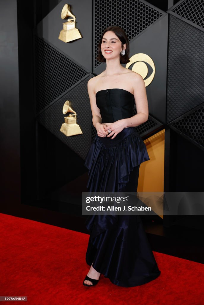 Gracie Abrams Arrives On The Red Carpet At The Crypto Arena In gracie-abrams-arrives-on-the-red-carpet-at-the-crypto-arena-in