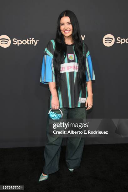 Lauren Spencer-Smith attends the 2024 Spotify Best New Artist Party at Paramount Studios on February 01, 2024 in Los Angeles, California.