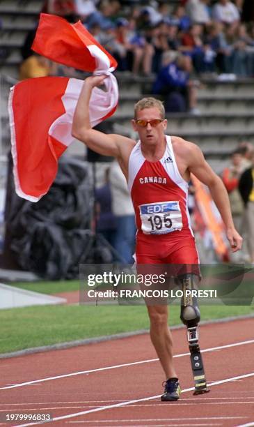 Le Canadien Earl Connor remporte, le 23 juillet 2002 le 200m hommes catégorie T42 en 27''09, lors de la 3e journée des 3e Championnats du monde...