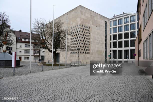 die neue synagoge auf dem weinhof in ulm. - davidstern stock-fotos und bilder