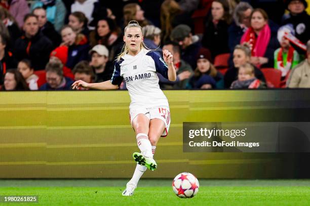 Milicia Keijzer of AFC Ajax Warms up during the UEFA Women's Champions League group stage match between AFC Ajax and AS Roma at Johan Cruijff Arena...