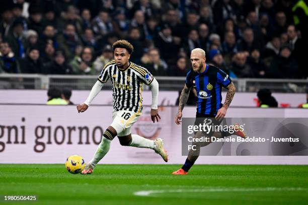 Weston McKennie of Juventus and Federico Dimarco of Inter during the Serie A TIM match between FC Internazionale and Juventus - Serie A TIM at Stadio...