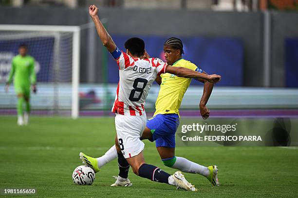 23 Santos Iriarte Photos & High Res Pictures Getty Images