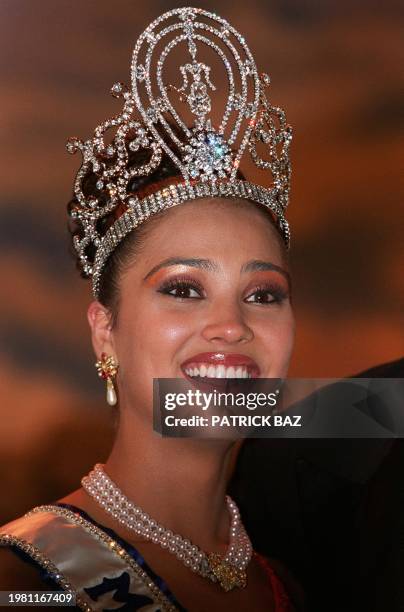 Miss India Lara Dutta smiles after winning the Miss Universe 2000 crown in Nicosia 13 May 2000. Miss India won ahead of Miss Venezuela Claudia Moreno...