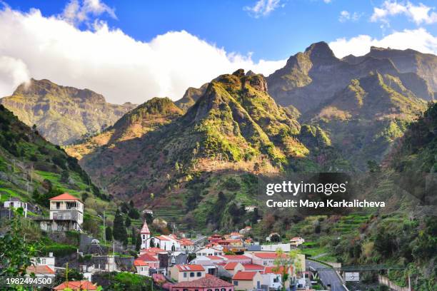 scenics from madeira island - funchal imagens e fotografias de stock